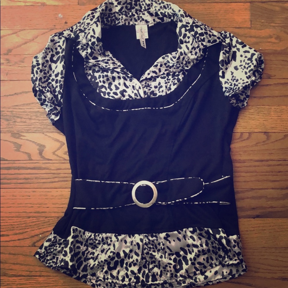Jungle print & black blouse